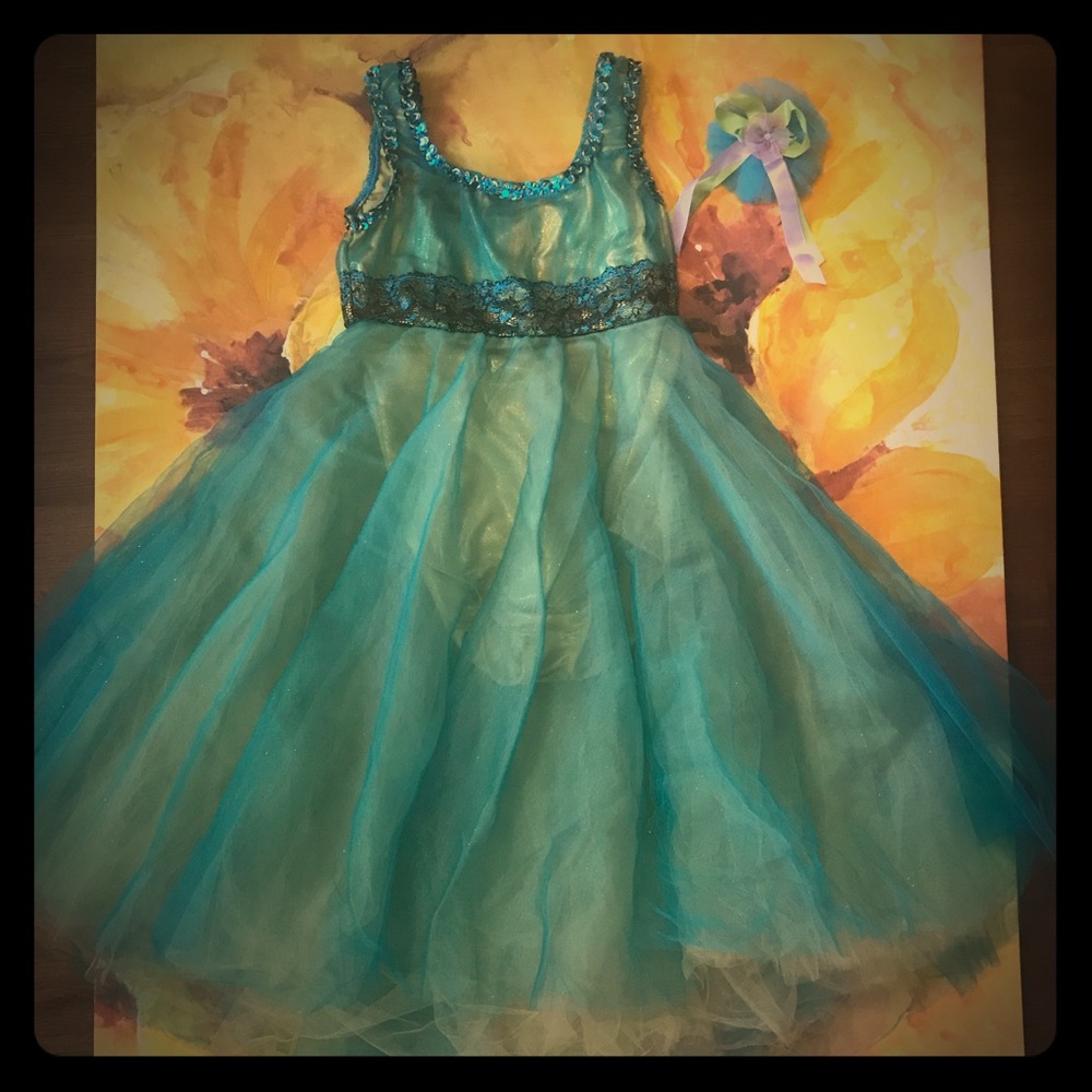 Blue dress